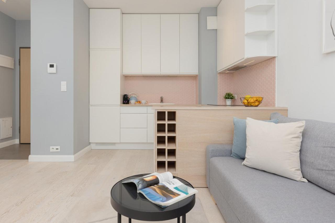 Sarmacka Apartment With Balcony Warsaw Wilanow By Noclegi Renters Bagian luar foto